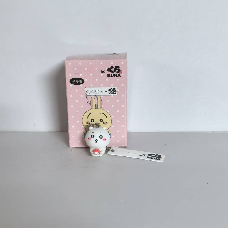 トレンディなハチワレうさぎ漫画人形飾り車内装飾飾り小さくてか - Car Accessories Papar のレビューと価格