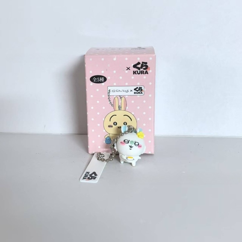 トレンディなハチワレうさぎ漫画人形飾り車内装飾飾り小さくてか - Car Accessories Papar のレビューと価格