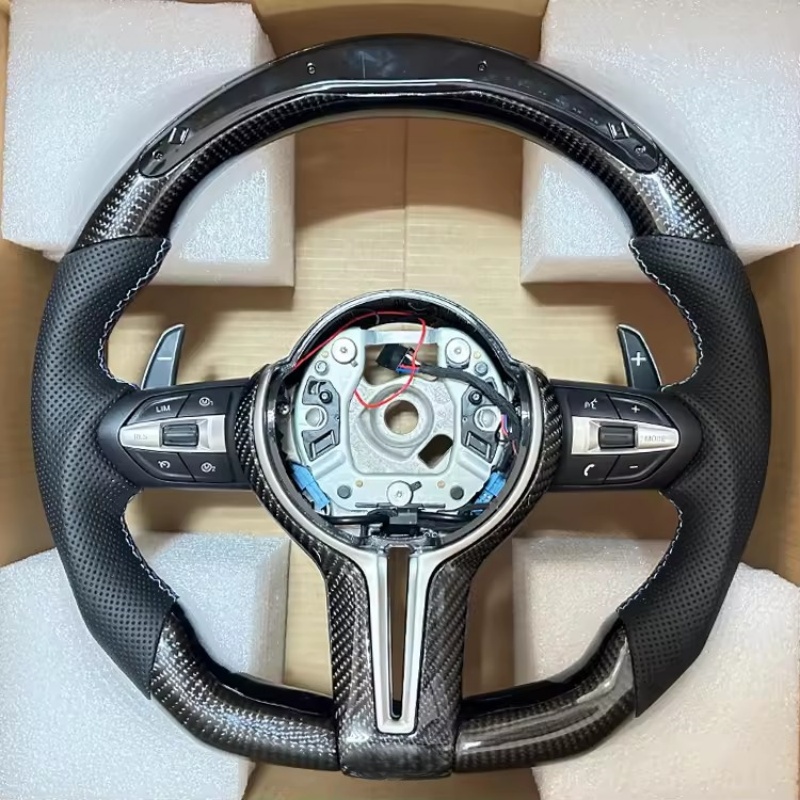 LED付きカーボンファイバーレザー製ステアリングホイール B - Car Accessories For Steering Wheel のレビューと価格