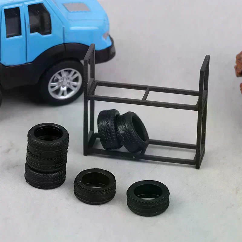 1:64スケールタイヤラックディスプレイホルダー＆タイヤ7個 - Car Accessories Shop のレビューと価格