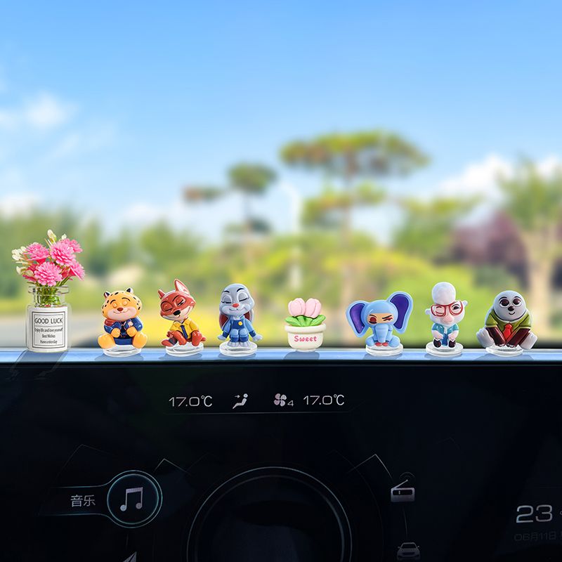 ズートピアの漫画風車の飾り物、車のディスプレイ、ダッシュボー - Car Accessories Papar のレビューと価格